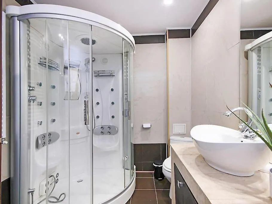 Apartment Herastrau Prime Bucharest Romania